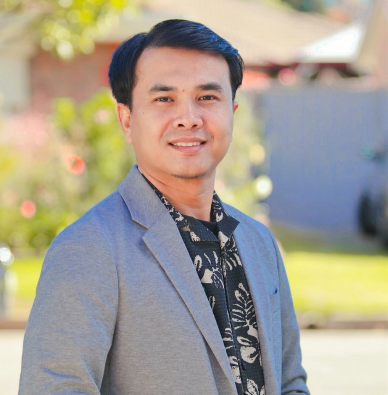 Portrait of Dr Zamzami Zainuddin